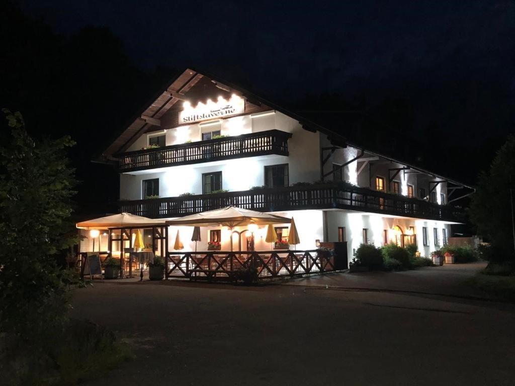 Stiftstaverne Klein Mariazell Exteriör bild